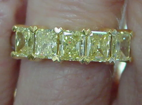Diamond Band- 1 3/4Ct Tw Diamond Band-Heart Shaped Common Prongs R1402