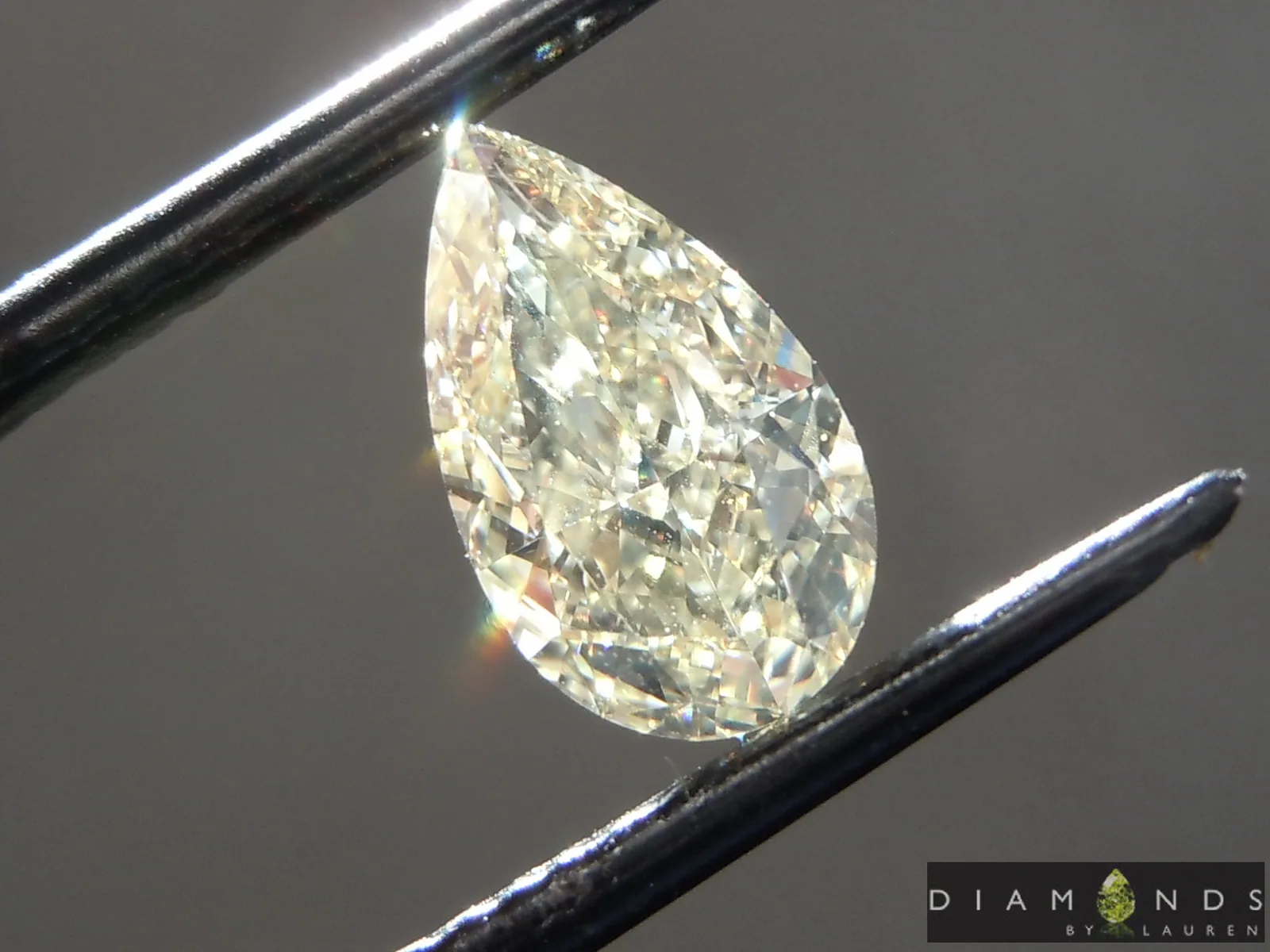 1.12ct Y-Z VVS2 Pear Shape Diamond R10205