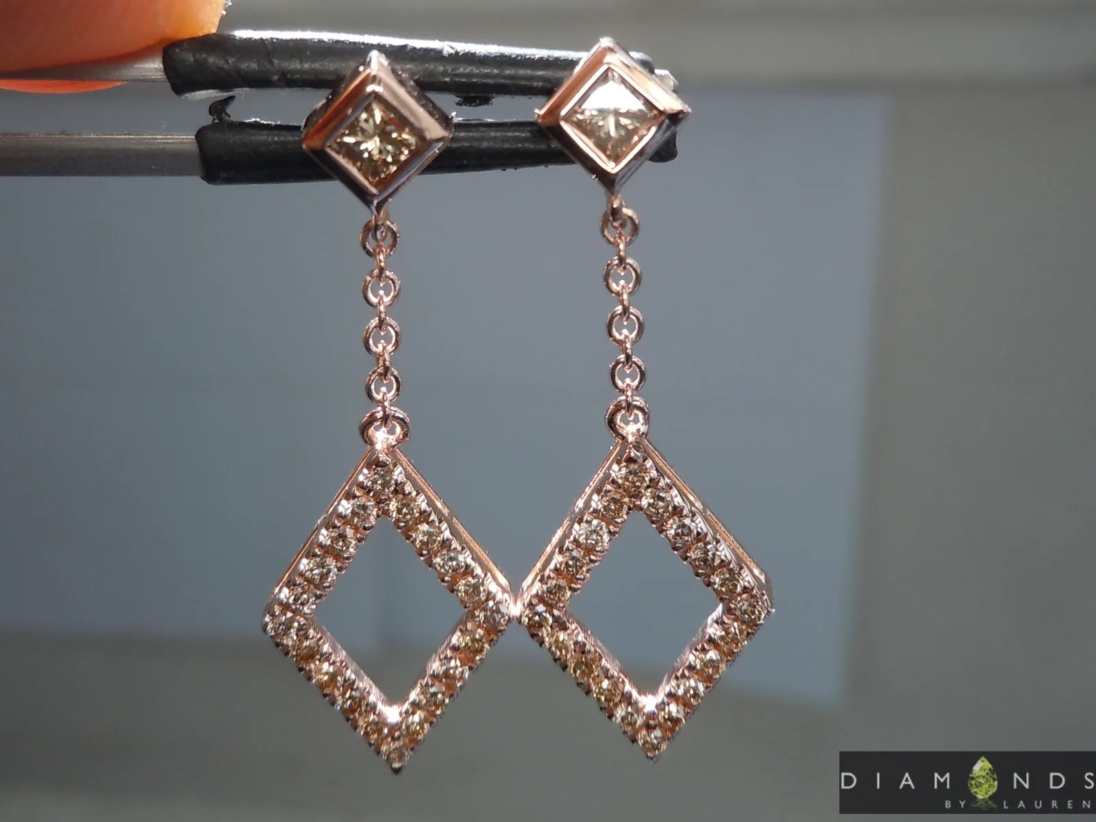 0.70ctw Brown Diamond Dangle Earrings R10258