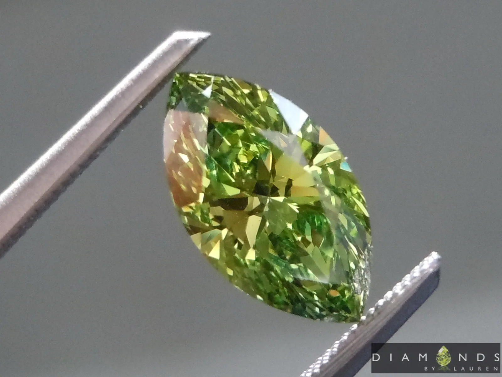 1.06ct Green VVS2 Marquise Lab Grown Diamond R10297