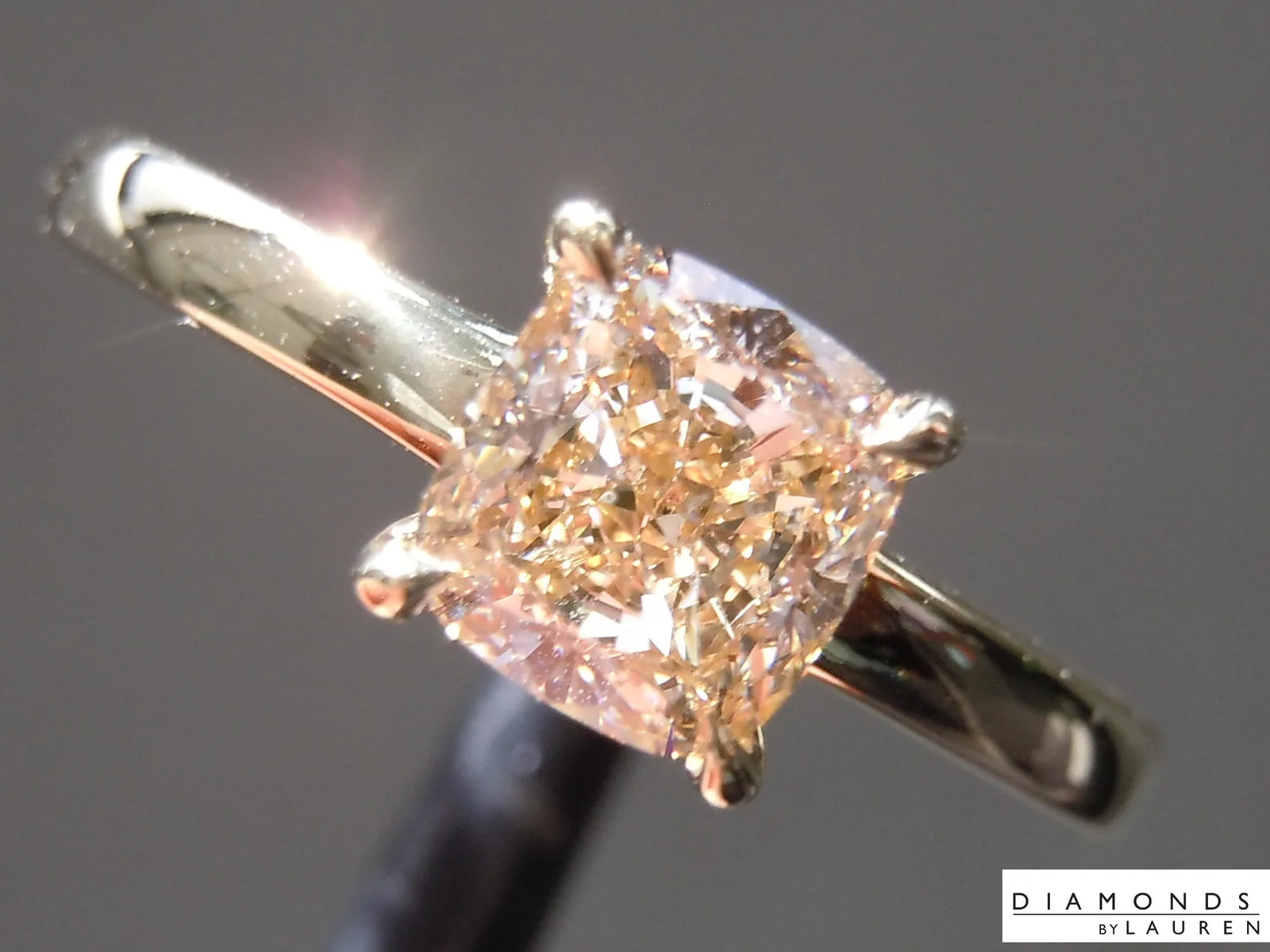 1.00ct W-X (Brown) VS2 Cushion Cut Diamond Ring R10466