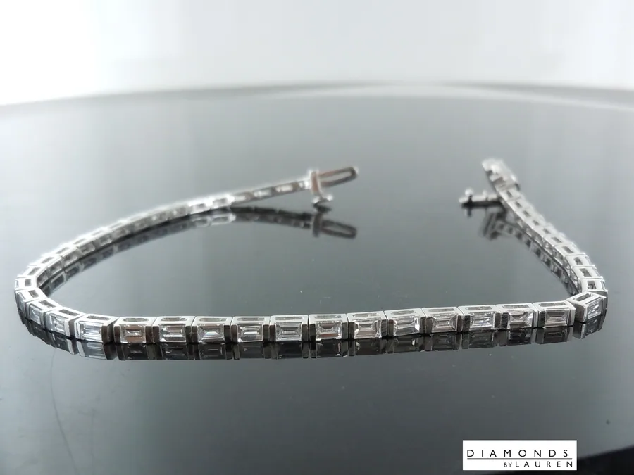 2.51ct D-F VS1 Baguette Lab Grown Diamond Bracelet R10605