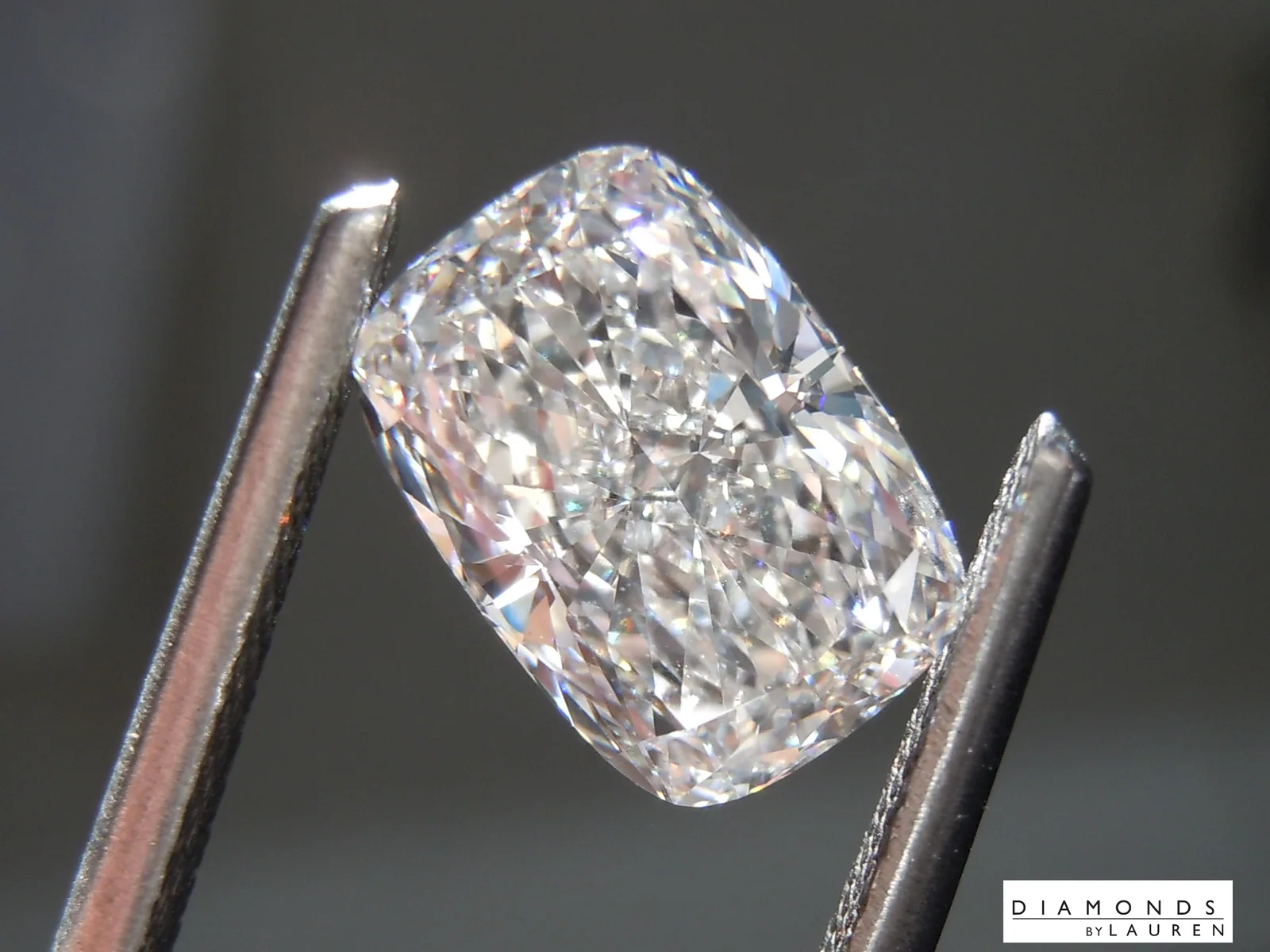 2.10ct F VS1 Cushion Cut Lab Grown Diamond R10729