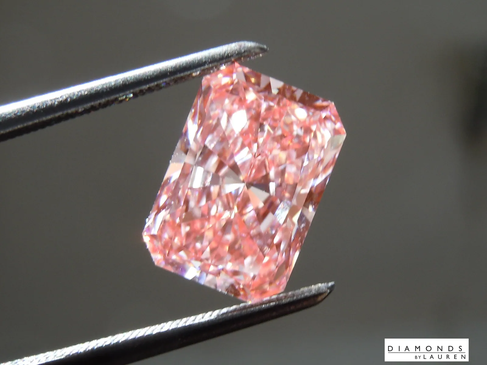 3.06ct PInk VVS2 Radiant Cut Lab Grown Diamond R10775