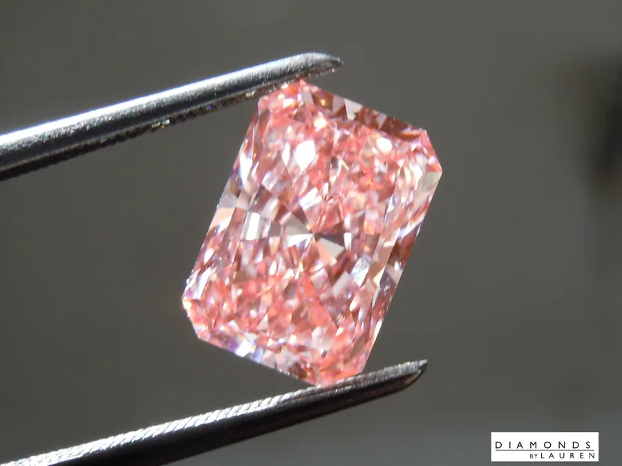 3.06ct PInk VVS2 Radiant Cut Lab Grown Diamond R10775