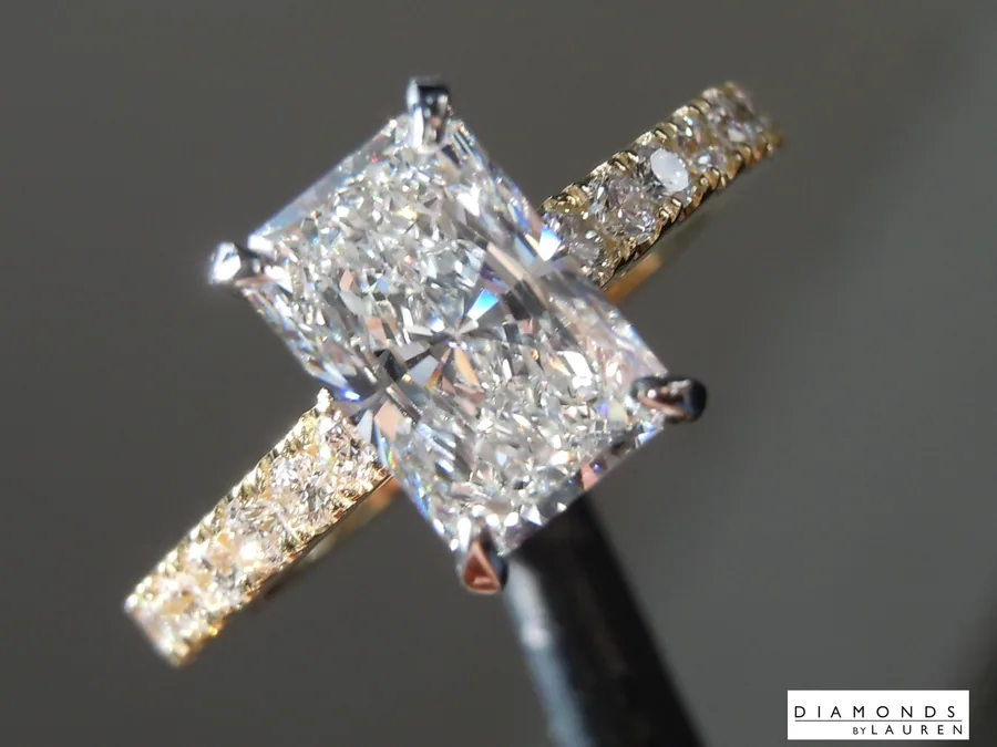 1.53ct E VS2 Radiant Cut Lab Grown Diamond Ring R10779