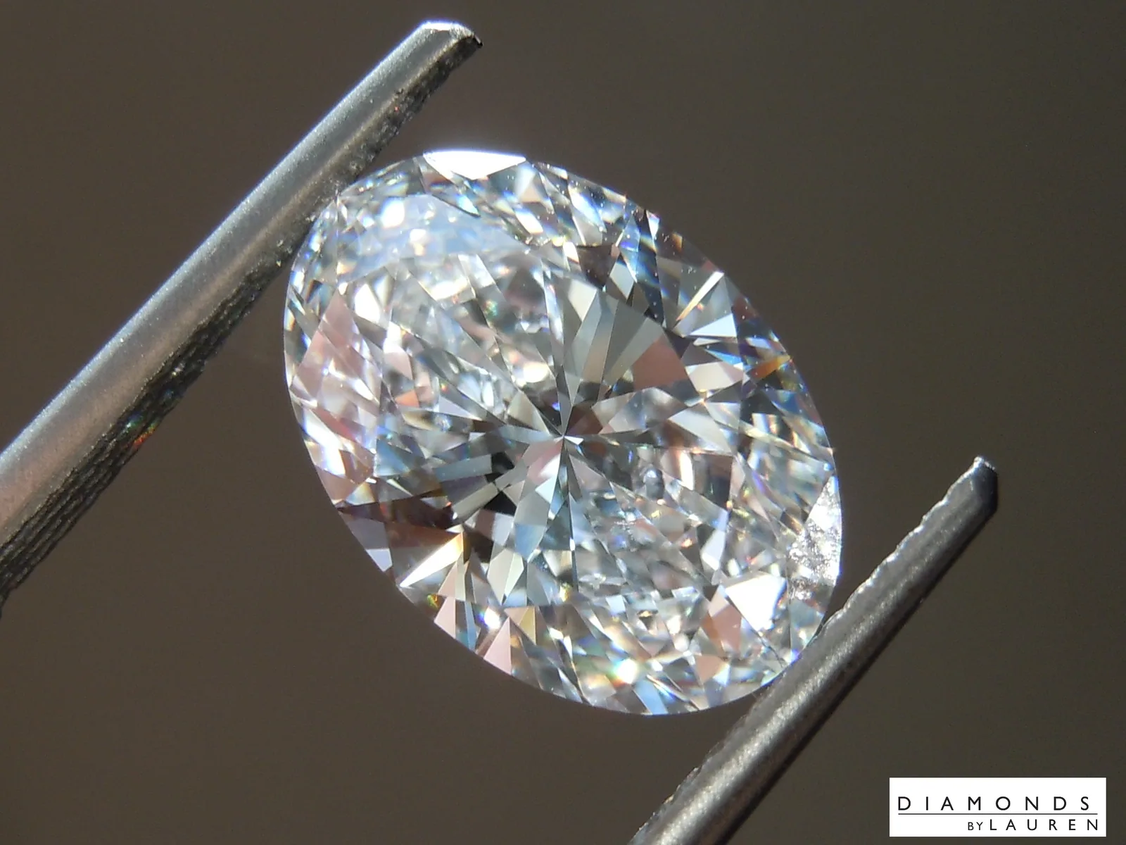 3.02ct D VVS2 Oval Shape Lab Grown Diamond R10973