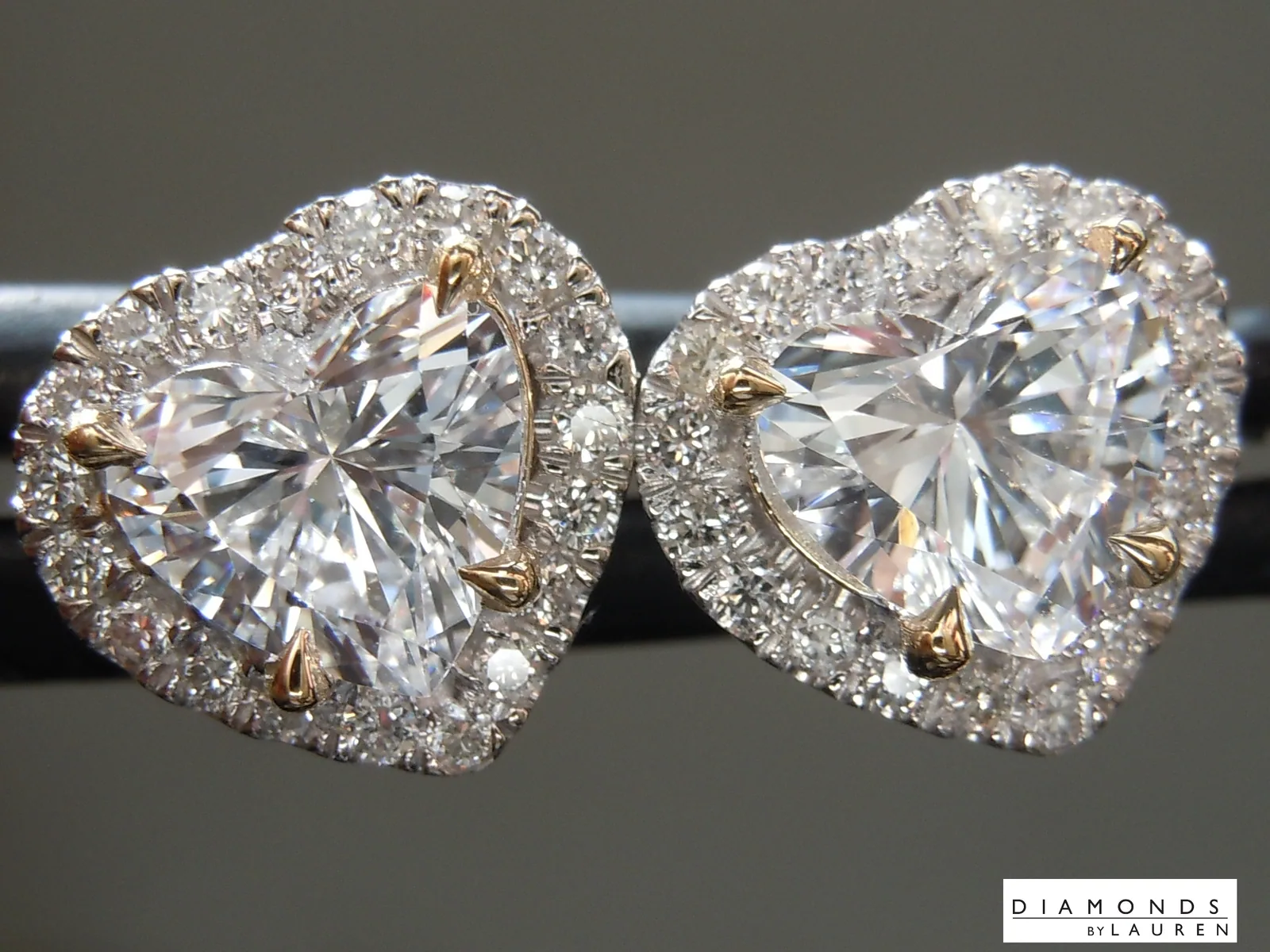 1.30ctw E VS1 Heart Shape Lab Grown Diamond Earrings R11089