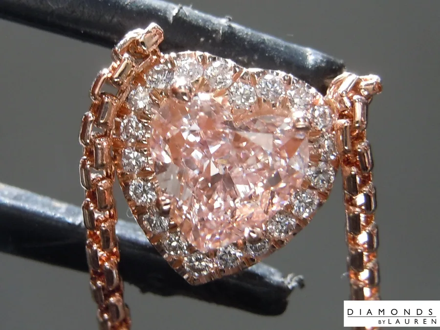 0.81ct Pink VS2 Heart Shape Lab Grown Diamond Pendant R11115