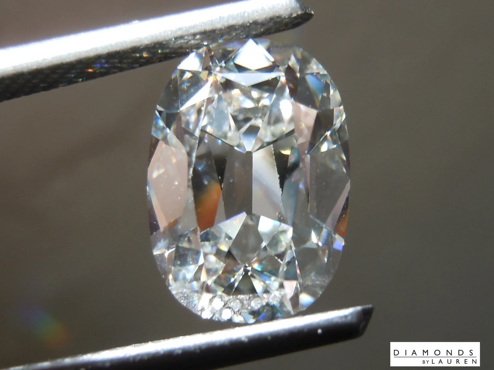 3.07ct F VVVS2 Cushion Cut Lab Grown Diamond R11130