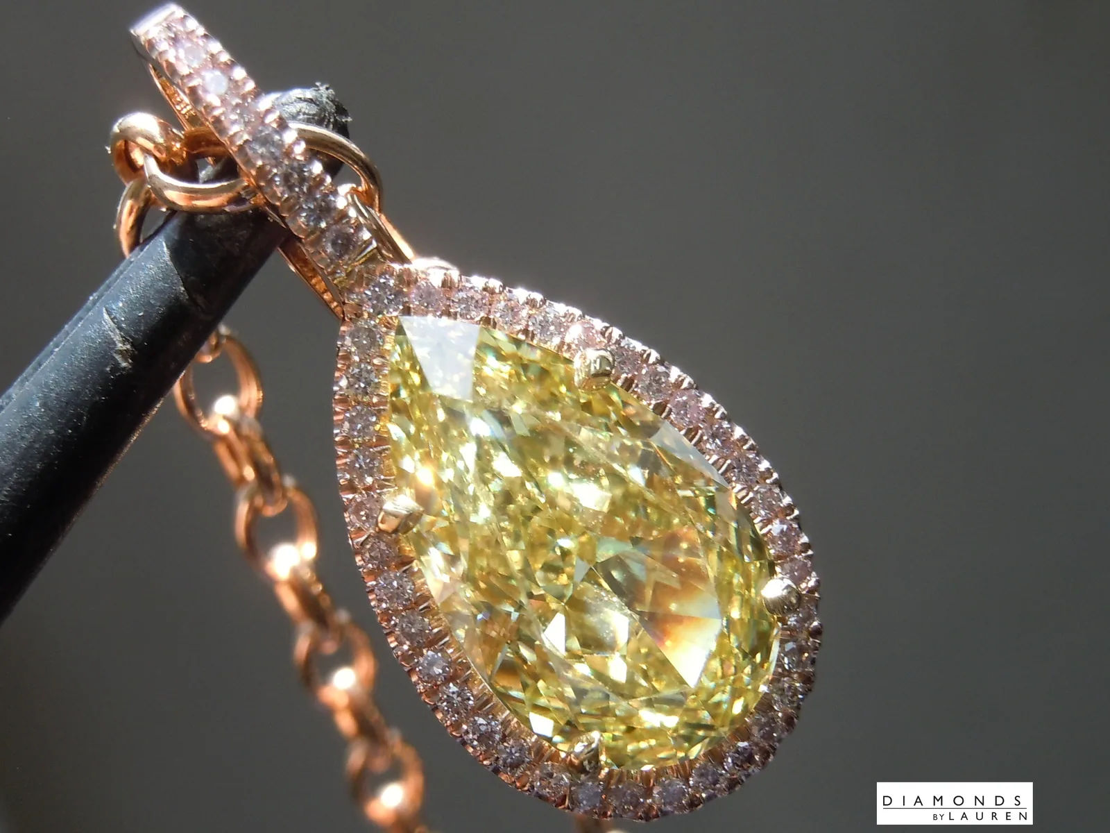 5.00ct Yellow VVS2 Pear Shape Lab Grown Diamond Necklace R11132