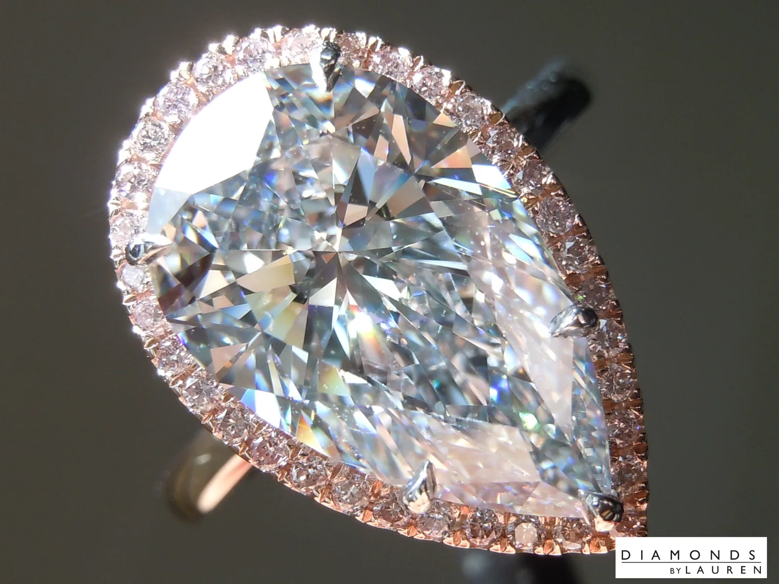 4.36ct G (Blue) VVS2 Pear Shape Lab Grown Diamond Ring R11133
