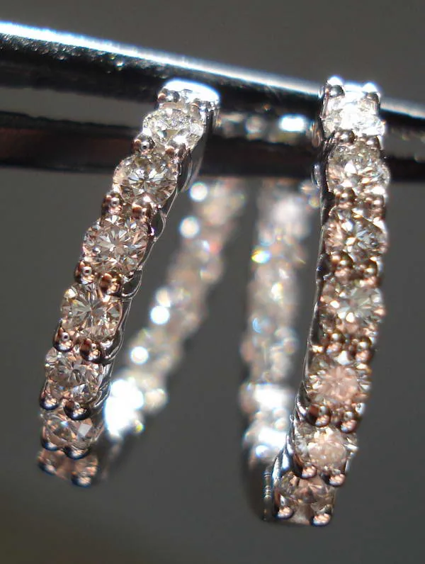 0.62ctw Diamond Hoop Earrings SO3260
