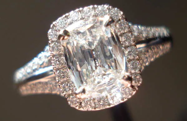 0.75ct I VS1 Cushion Cut Diamond Ring R3349