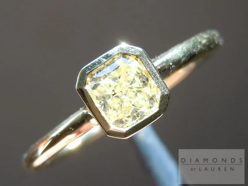 0.26ct Fancy Light Yellow VS1 Radiant Diamond Ring R4647