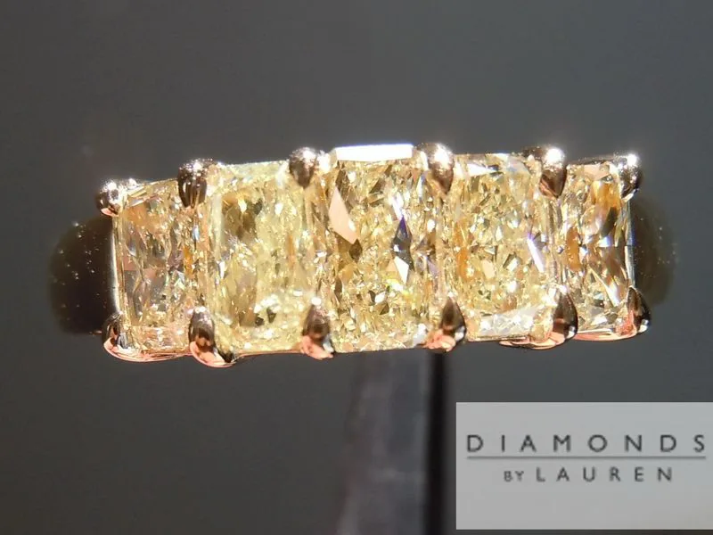 1.33ctw Yellow Radiant Cut Diamond Band R4649