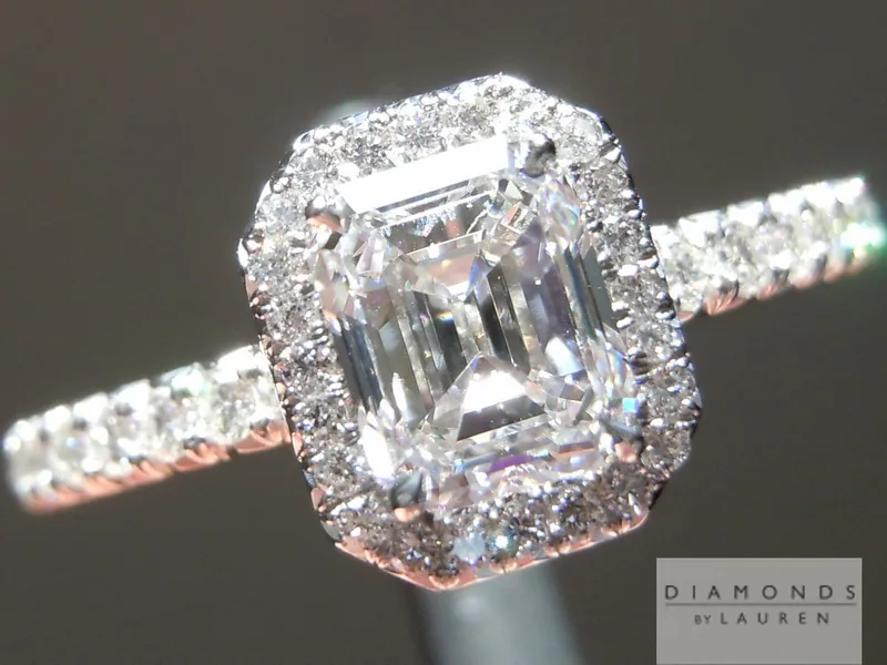 0.87ct D VS1 Emerald Cut Diamond Ring R5121