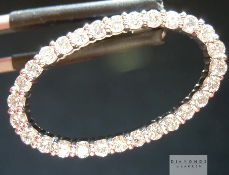 0.70ctw G Round Brilliant Diamond Oval Pendant R5545