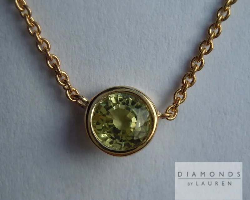 0.60ct Green Round Brilliant Sapphire Necklace R5760
