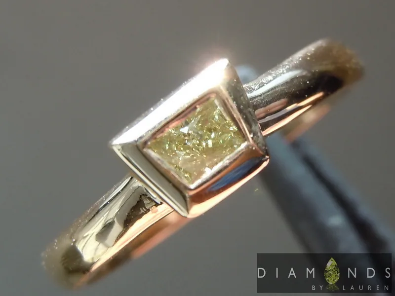 0.20ct Yellow VS1 Trapezoidal Diamond Ring R6521