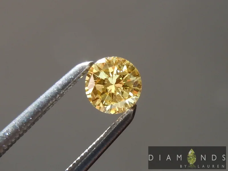 0.26ct Fancy Deep Yellow SI2 Round Brilliant Diamond R6607
