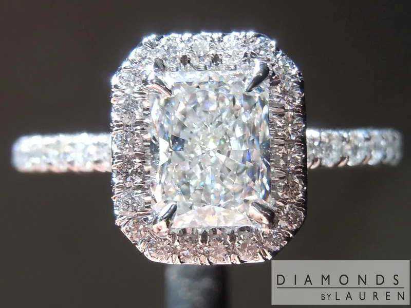 0.91ct G SI1 Radiant Cut Diamond Ring GIA R6802