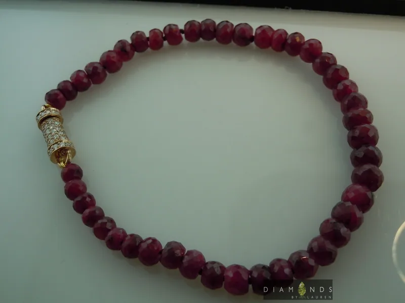 0.54ctw E-F VS Round Brilliant Diamond and Ruby Bracelet R6816