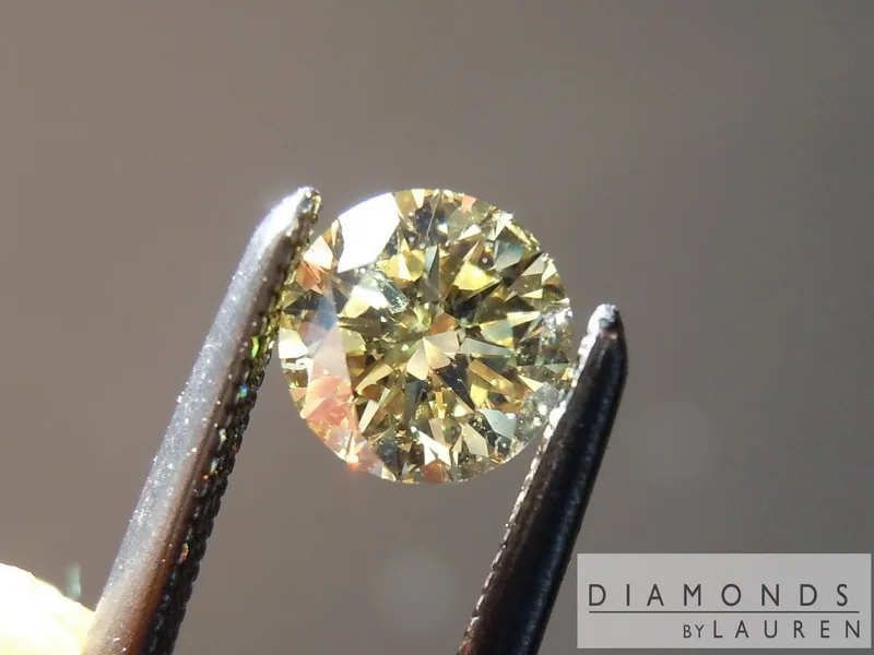 0.40ct Yellow SI1 Round Brilliant Diamond R7262