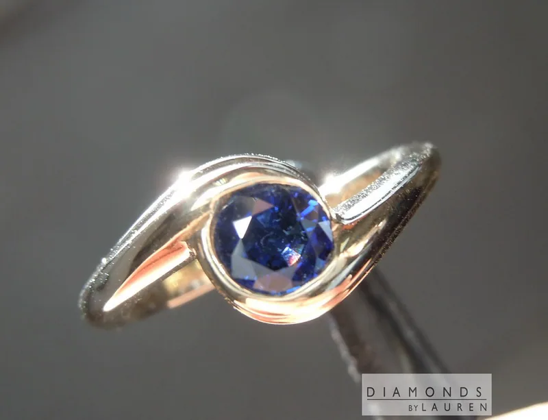 0.52ct Blue Round Brilliant Sapphire Ring R7453