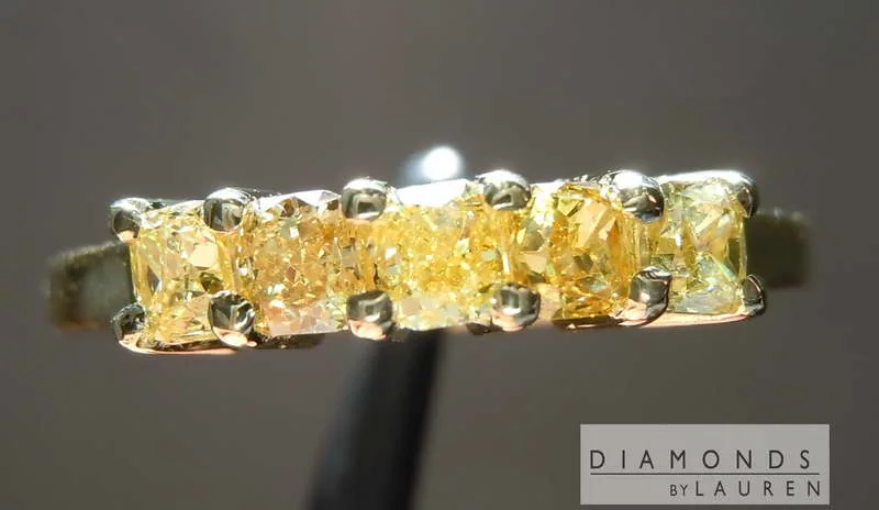 0.73ctw Yellow Cushion Cut Diamond Ring R7855