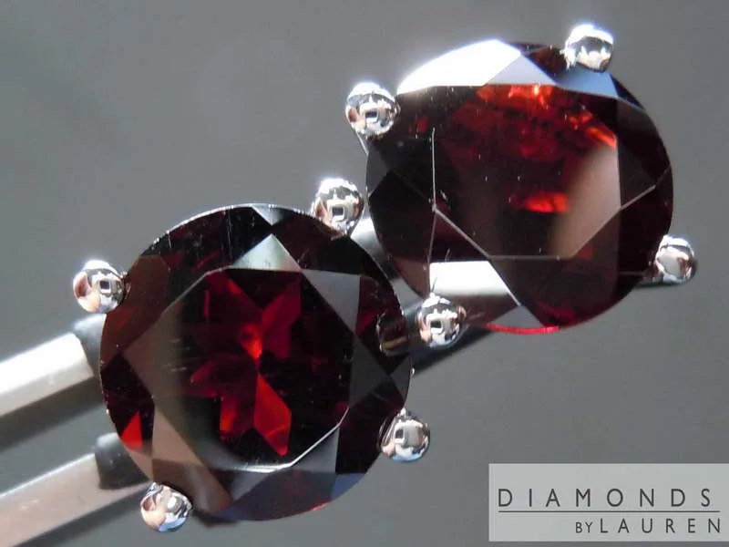 6.05ctw Round Garnet Earrings R8520