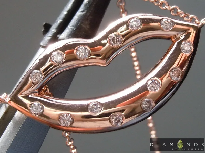0.24ctw Pink VS Round Diamond Necklace R8941