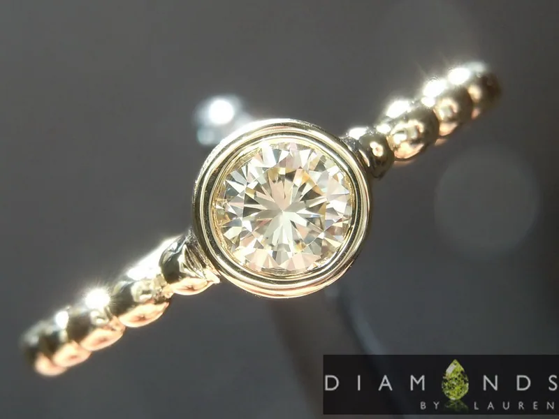 0.26ct U-V VS1 Round Brilliant Diamond R9181