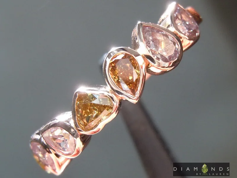 0.83ctw Fancy Colored Diamond Ring R9183