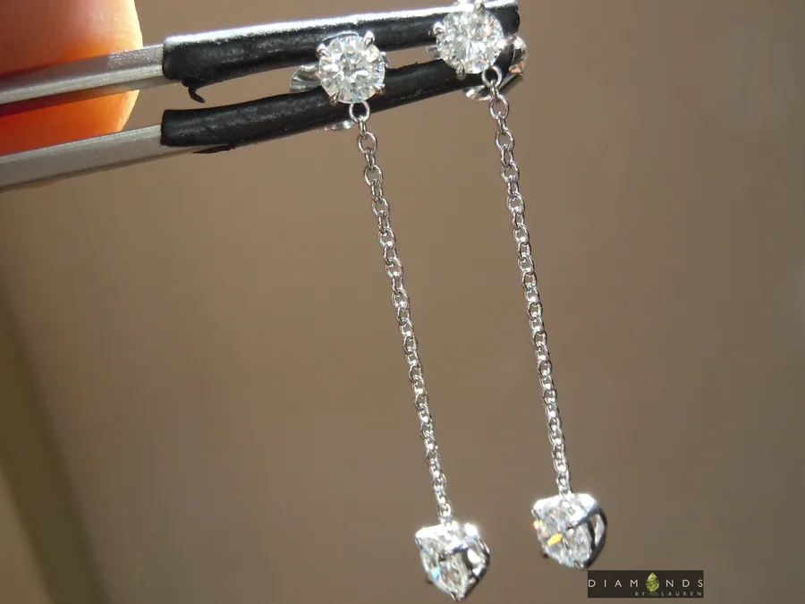 0.76ctw Round Brilliant Dangle Diamond Earrings R9190