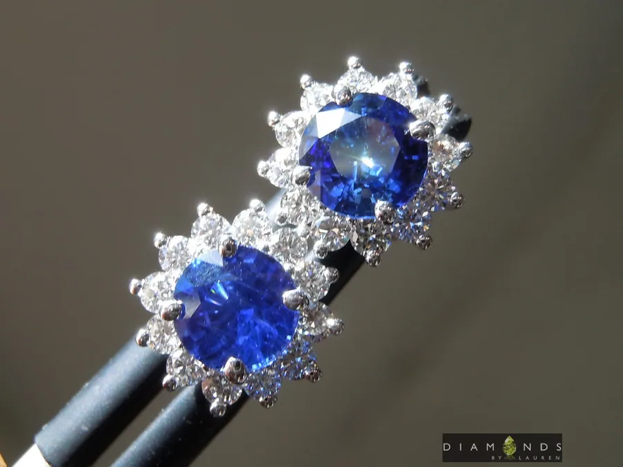 1.80cts Blue Round Sapphire Earrings R9369