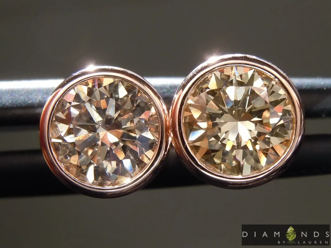 1.04ctw Brown VS1 Round Brilliant Diamond Earrings R9379