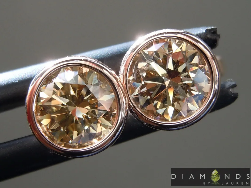 1.42ctw Brown Round Brilliant Diamond Earrings R9385